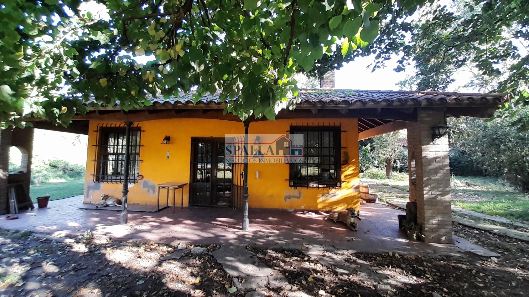 VENTA CASA QUINTA 4 AMBIENTES EN PRESIDENTE DERQUI PILAR, CON PILETA