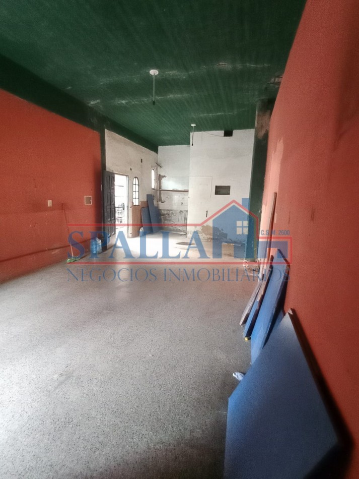 LOCAL EN ALQUILER DESTACADO EN ZONA COMERCIAL DE JOSE C. PAZ