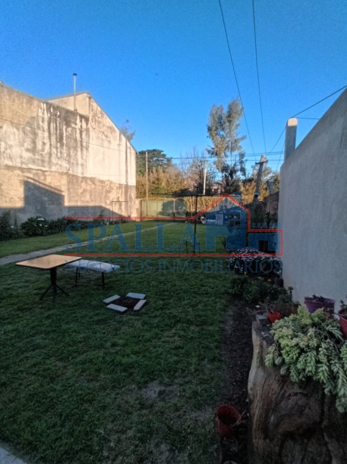 CASA 3 AMBIENTES EN VENTA CON GRAN JARDIN EN ING. PABLO NOGUES