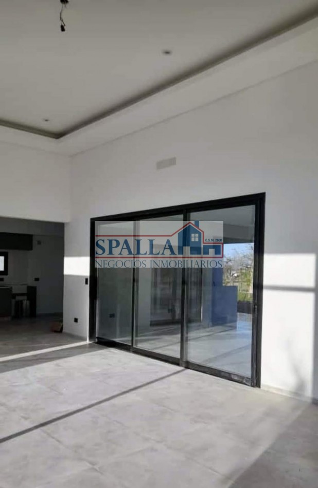 VENTA CASA 5 AMBIENTES BARRIO SAN MATIAS AREA 5 A TERMINAR