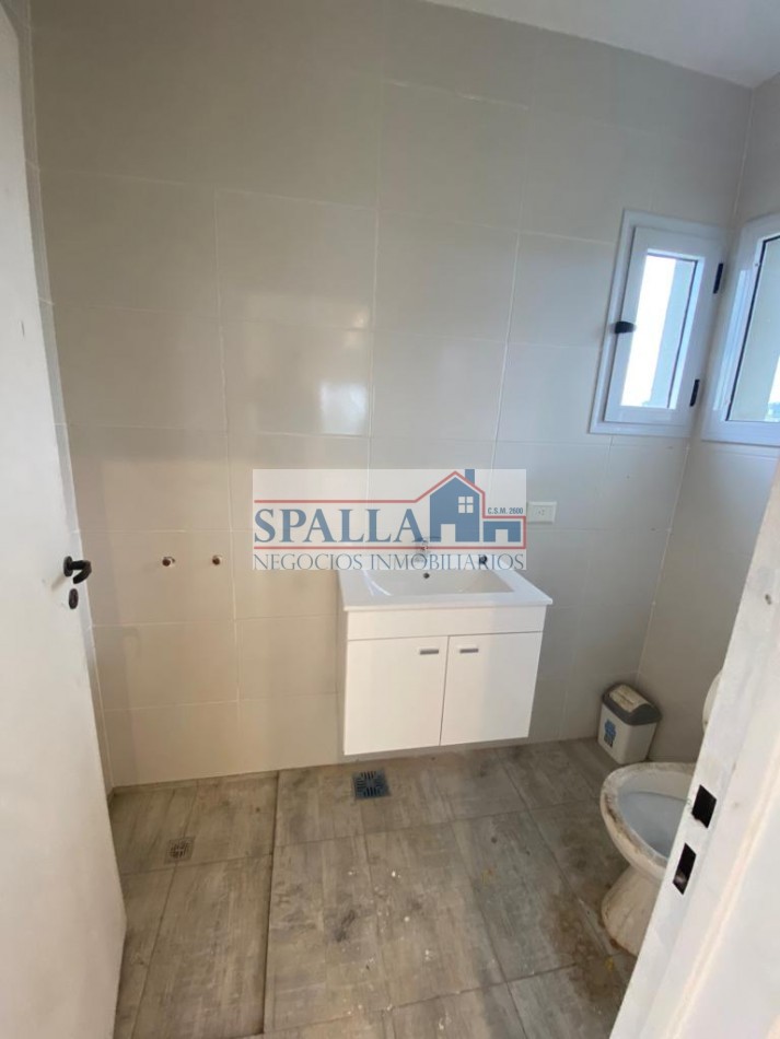VENTA CASA SAN SEBASTIAN LOTE CENTRAL CON RENTA