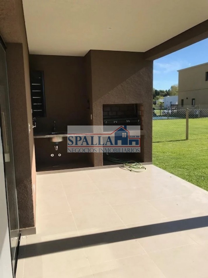 VENTA CASA 4 AMBIENTES BARRIO CERRADO EL ALJIBE - MANZANARES - PILAR