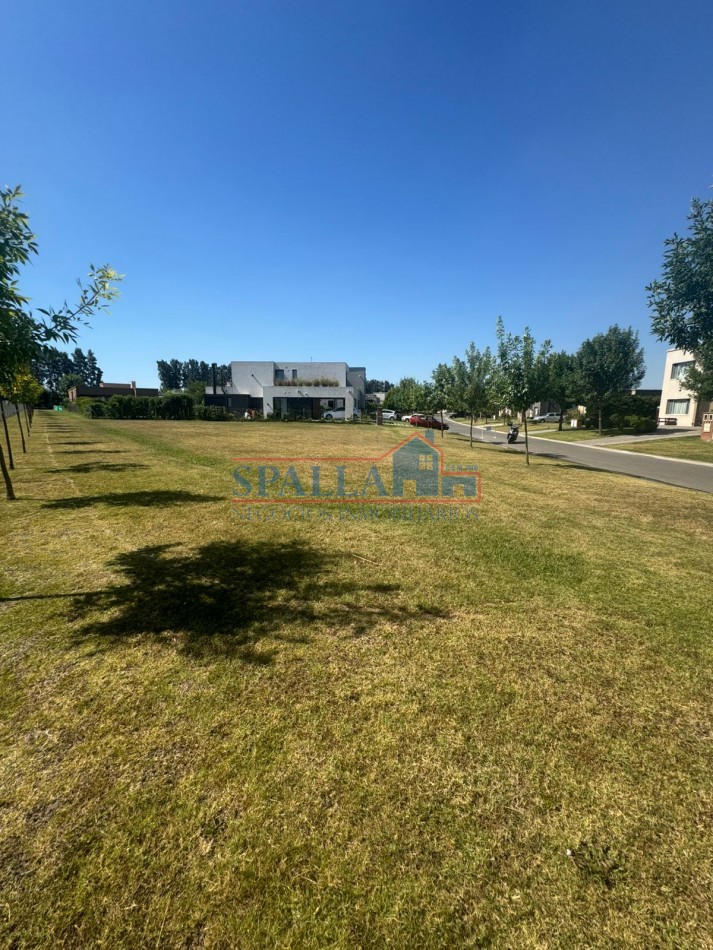 VENTA LOTE BARRIO SAN EDUARDO PILAR DEL ESTE - PERMUTA