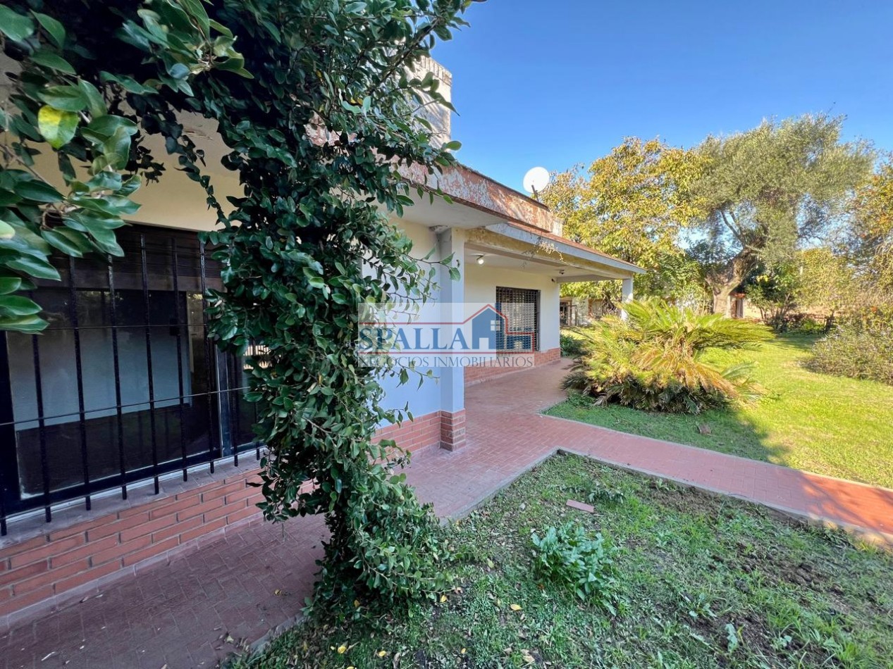 CASA EN VENTA - 4 AMBIENTES CON GALERIA - JOSE C. PAZ - APTO CREDITO