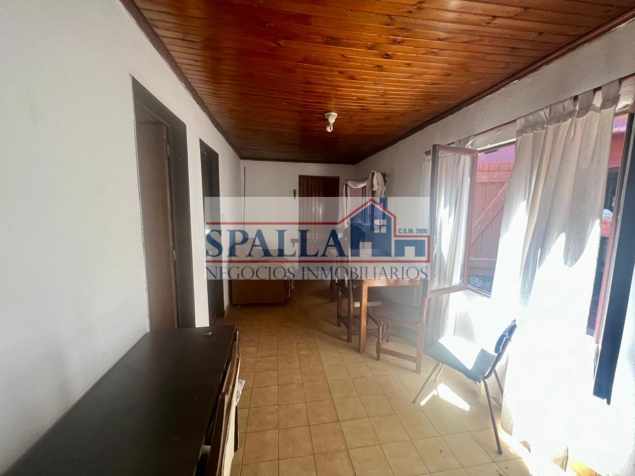 VENTA DE 2 CASAS EN BLOQUE 7 AMBIENTES JOSE C PAZ