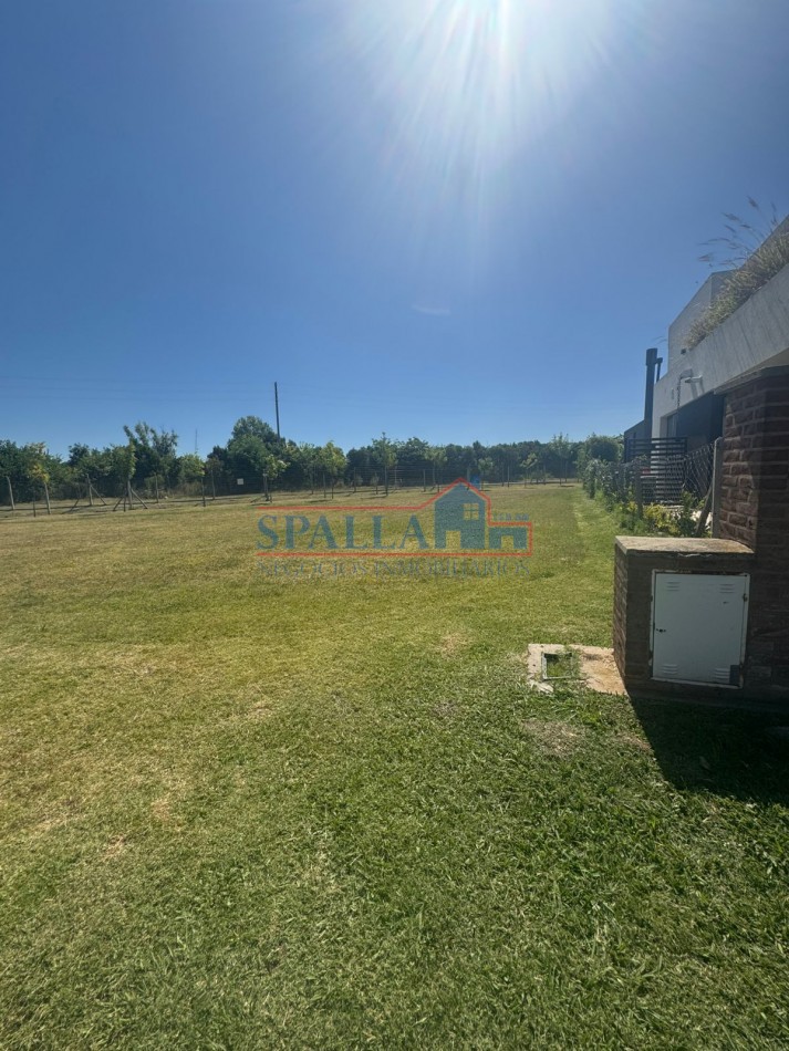 VENTA LOTE BARRIO SAN EDUARDO PILAR DEL ESTE - PERMUTA