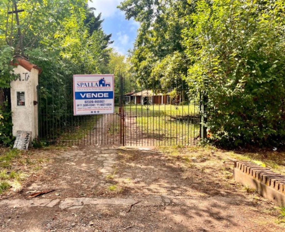 CASA QUINTA EN VENTA EN LOTE DE 3000 M2 - 6 AMBIENTES - ESCUCHA OFERTAS - PILAR A REFACCIONAR