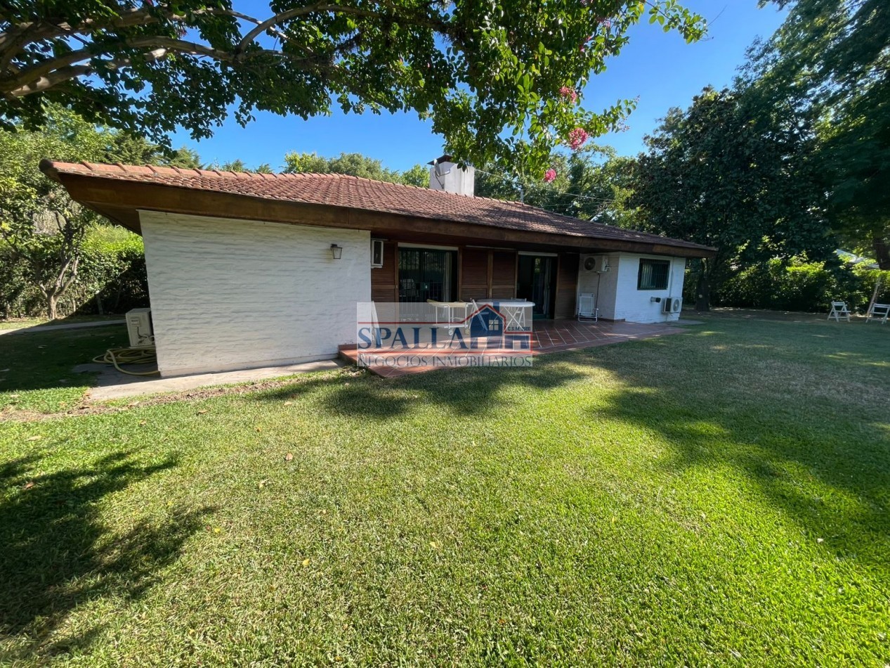 VENTA CASA 4 AMBIENTES EN ROBLES DEL MONARCA PILAR APTO CREDITO