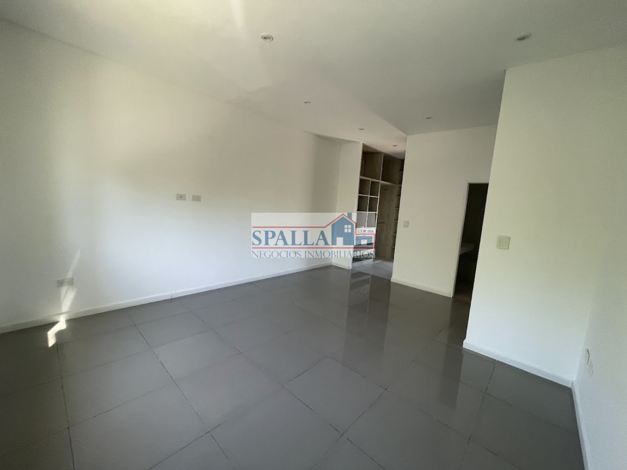 VENTA CASA 4 AMBIENTES BARRIO LAS ORQUIDEAS PILAR