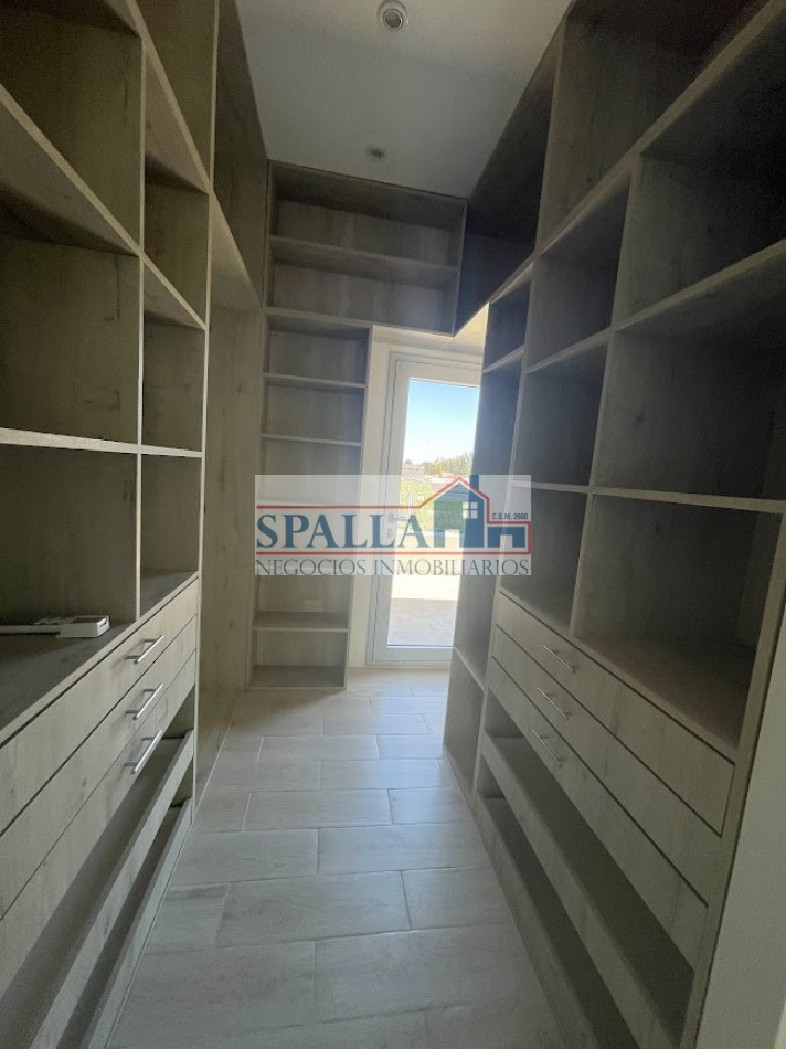 VENTA CASA 4 AMBIENTES BARRIO LAS ORQUIDEAS PILAR