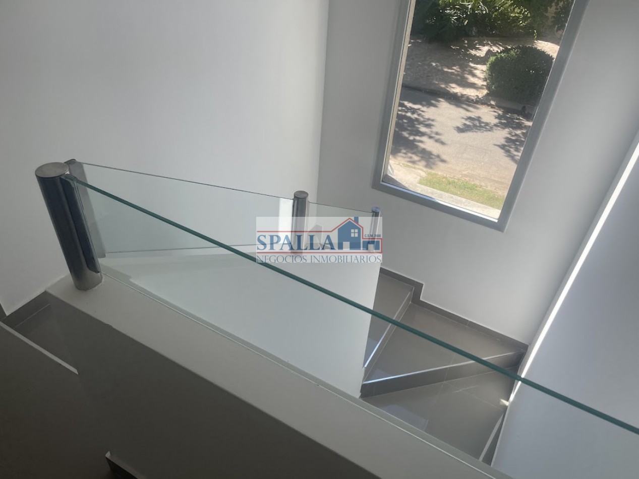 VENTA CASA 4 AMBIENTES BARRIO LAS ORQUIDEAS PILAR