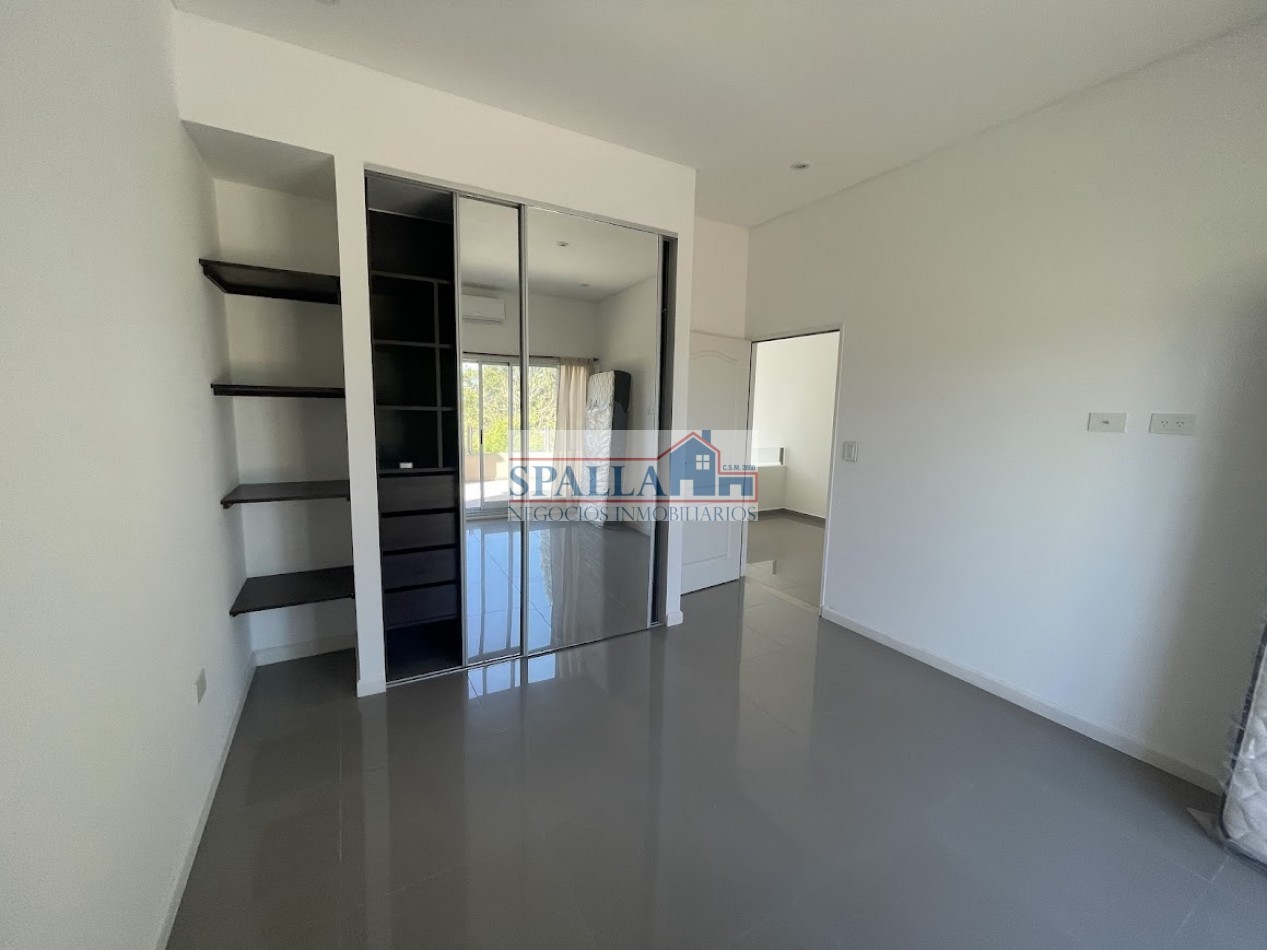 VENTA CASA 4 AMBIENTES BARRIO LAS ORQUIDEAS PILAR