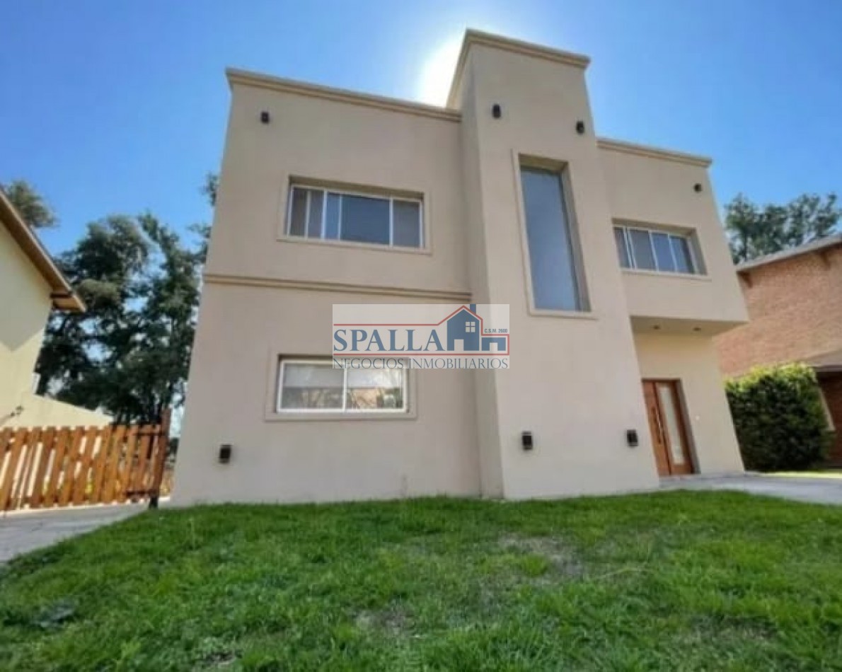 VENTA CASA 4 AMBIENTES BARRIO LAS ORQUIDEAS PILAR