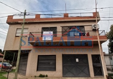 ¡Oportunidad! Casa con Local en Esquina - Jose C. Paz