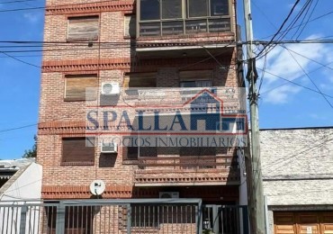 VENTA DEPARTAMENTO 2 AMBIENTES CON COCHERA EN LANUS - APTO CREDITO