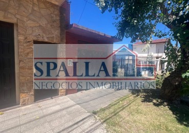 VENTA DE 2 CASAS EN BLOQUE 7 AMBIENTES JOSE C PAZ