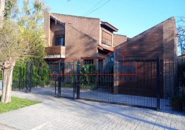 VENTA CASA 5 AMBIENTES EN PILAR CENTRO EXCELENTE ACCESO PANAMERICANA RAMAL PILAR KM 53