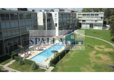 ALQUILER MONOAMBIENTE  USO PROFESIONAL EDIFICIO CONCORD, PILAR. EXCELENTE OPORTUNIDAD